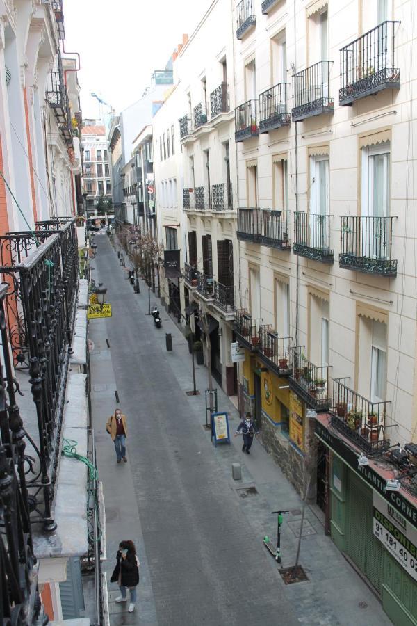 Hostal Alfaro Madrid Eksteriør bilde