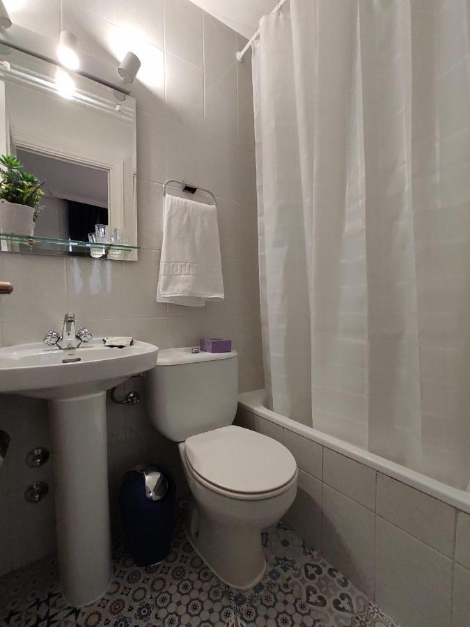 Hostal Alfaro Madrid Eksteriør bilde