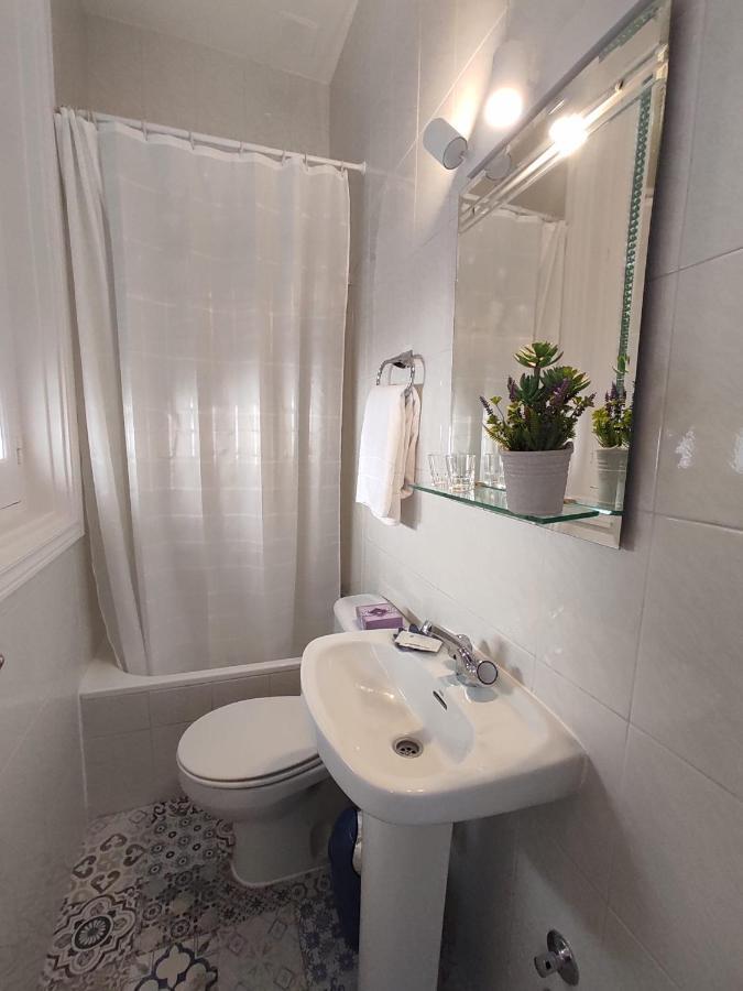 Hostal Alfaro Madrid Eksteriør bilde